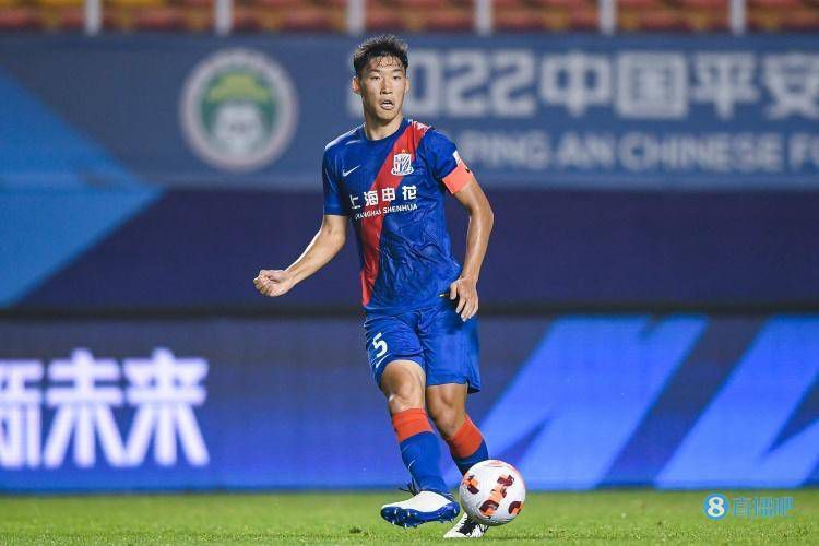 该剧以东川省巡回检察组组长冯森和驻监检察室主任罗欣然的调查行动为叙事主线，讲述了检察官维护人民正义和法律权威的故事。