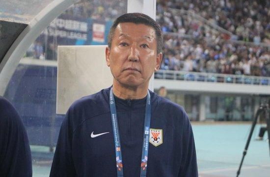 截至目前，影片黄金场上座率居同档期第一，同时票务平台评分颇佳，淘票票评分8.